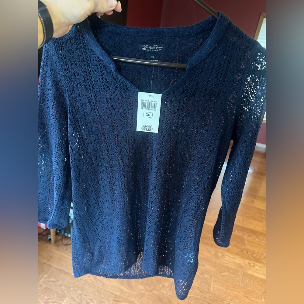 Navy XS LUCKY brand NWT crochet lace top